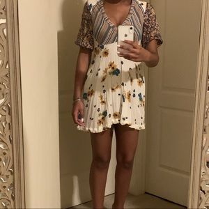 FREE PEOPLE Ivory Floral V-Neck Mini Dress